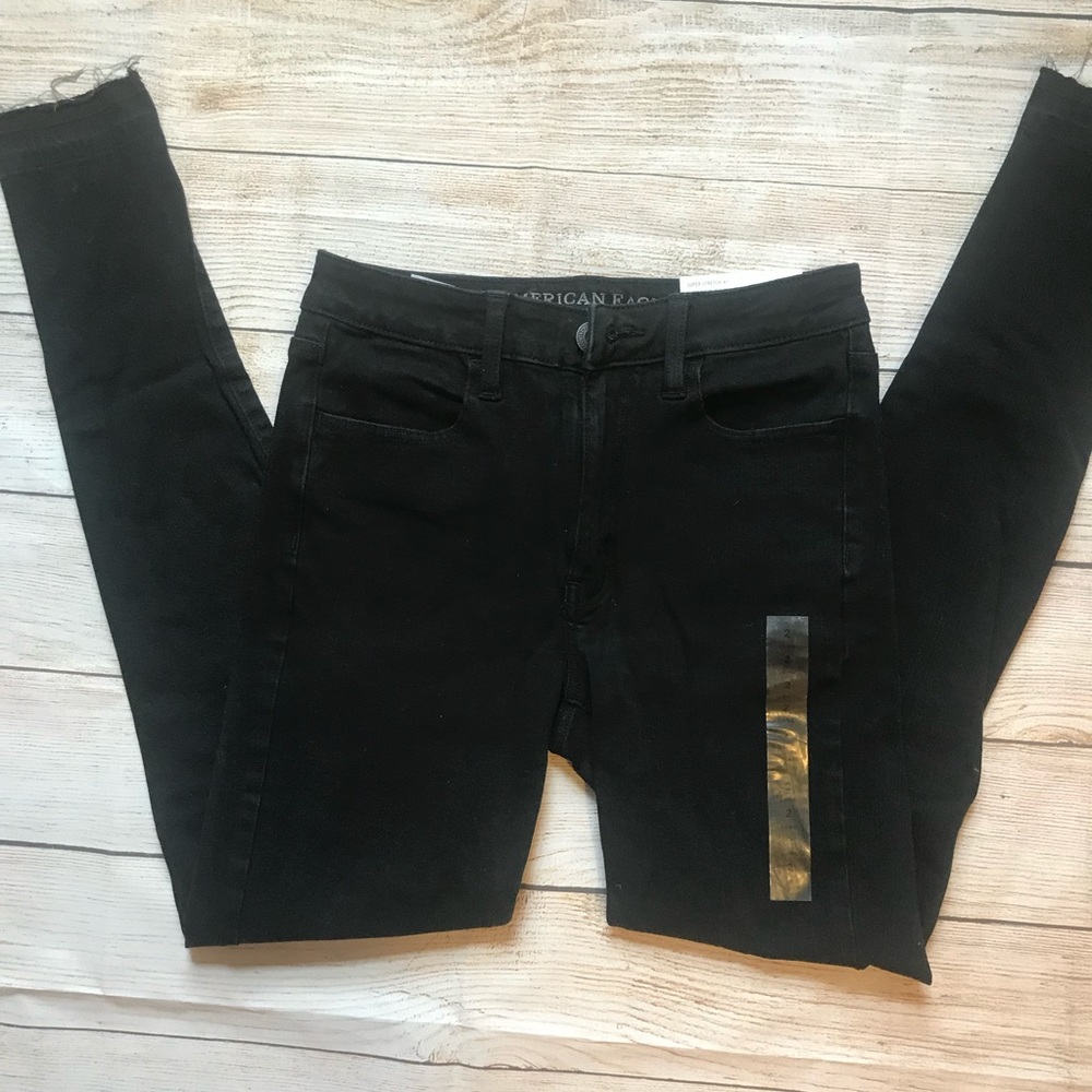 AE Super Hi Rise Jegging - 2L Distressed Black